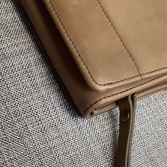Bosca leather wallet - Picture 10 of 15
